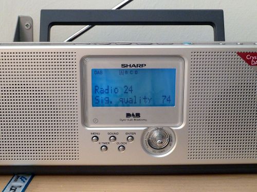 Sharp DAB receiver FV-DB2
