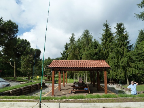 Area attrezzata sulla strada che porta da Pino Torinese a Superga (collina di Torino)