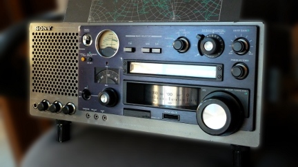 Sony ICF-6800W Short Wave Synthesized Dual Conversion Receiver
